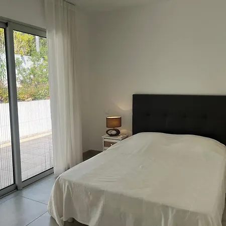 Soleil Rouge Sari Solenzara